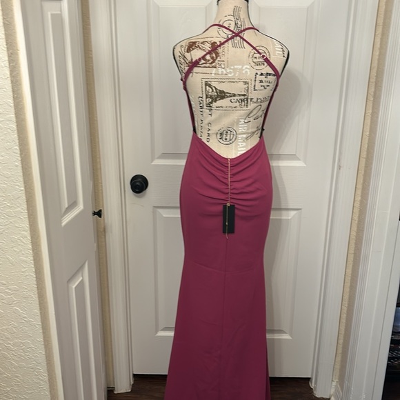 NWT SMALL FUCHIA MAXI DRESS LOW BACK - Picture 2 of 7